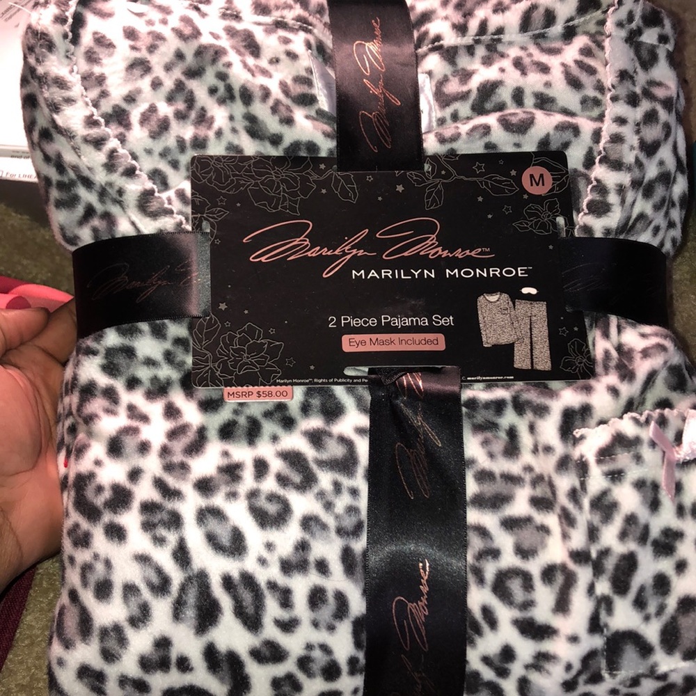 Pajama set